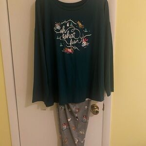 Women’s Pajamas Set - Green and Gray